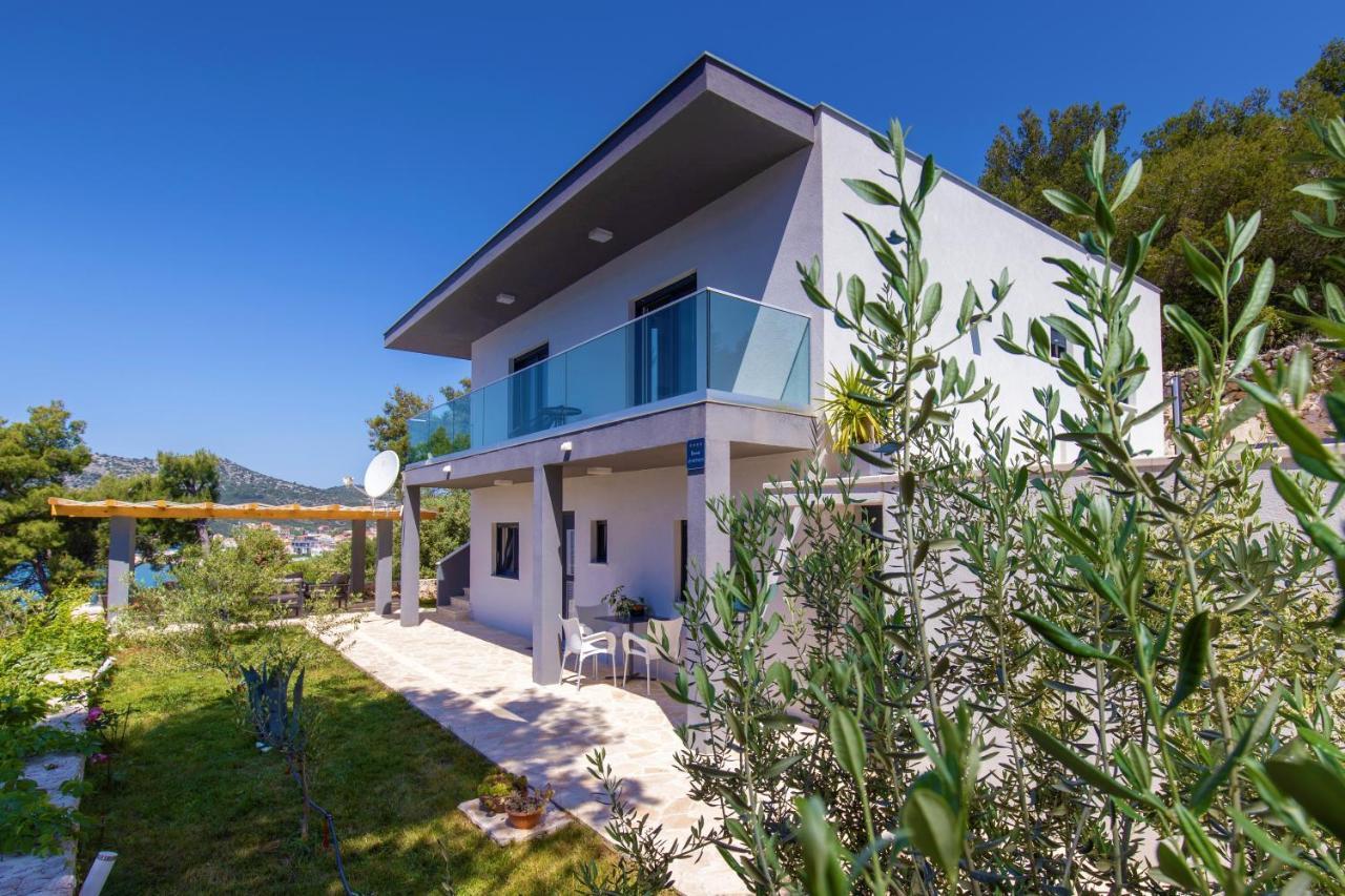 Villa Regina With Heated Pool And Sea View Marina Exterior foto