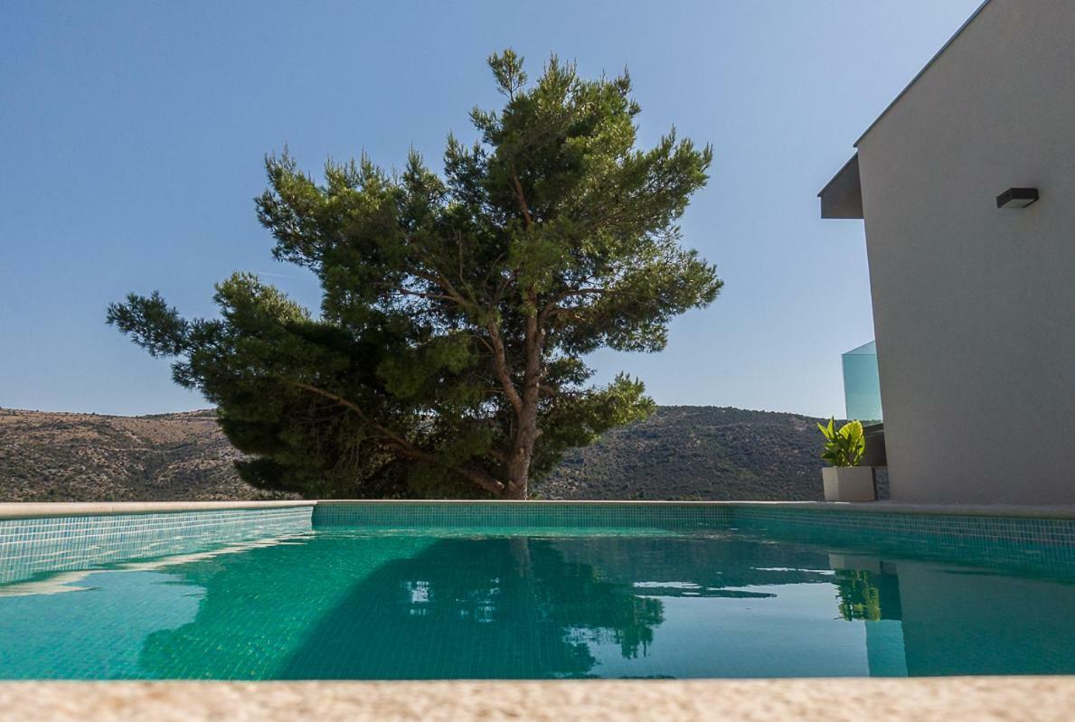 Villa Regina With Heated Pool And Sea View Marina Exterior foto